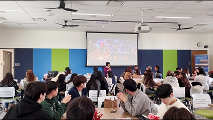 青岛形象宣传暨元宵节庆祝活动在加州长滩举行.jpg