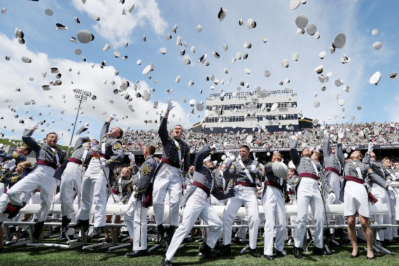 1，头条  美國西點軍校將開啟百多年前「時空膠囊」.jpg