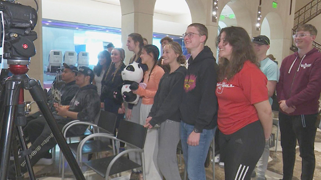 1，头条 华盛顿州24名高中生赴华交流活动.jpg