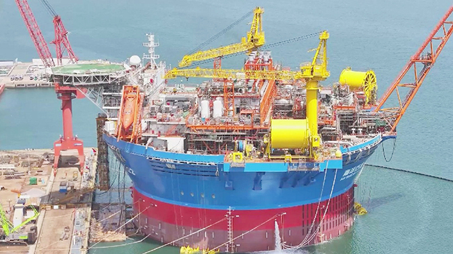 第一条英文Asia's 1st cylindrical FPSO facility accomplished in Qingdao.jpg
