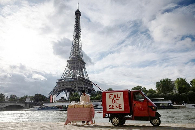 1，头条  巴黎市长宣布：下周将在塞纳河游泳.jpg