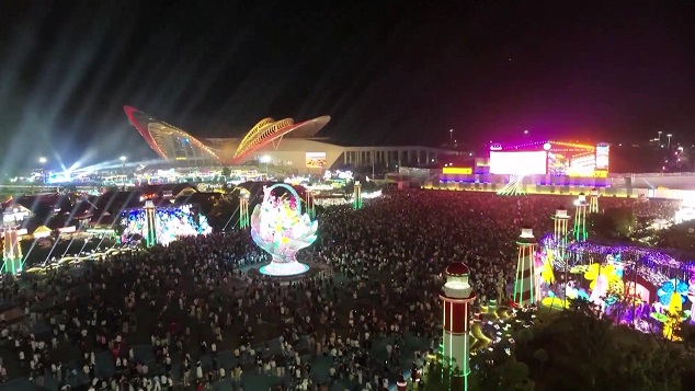 The 34th edition of the Qingdao International Beer Festival opened  - frame at 0m1s.jpg