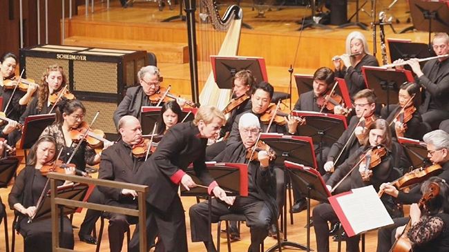 1，头条  中美歌手用中文配乐演唱古唐诗.jpg