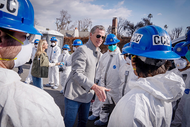 1，头条 冬季风暴将至，加州采取主动措施保护社区.jpg