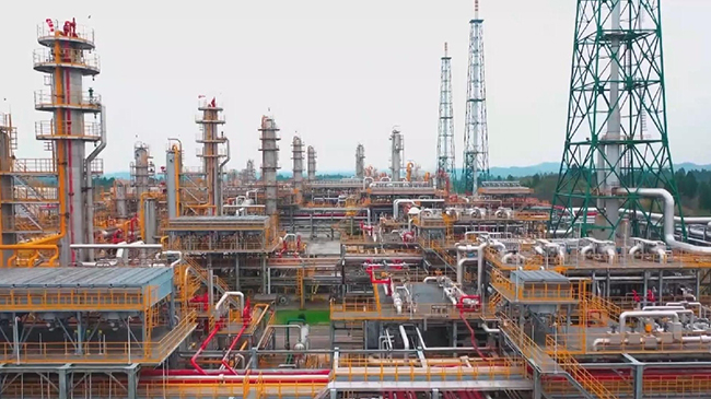 PetroChina Southwest sets record in natural gas production in H1.jpg