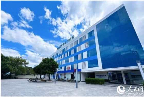 图片3.jpg 图片3.jpg