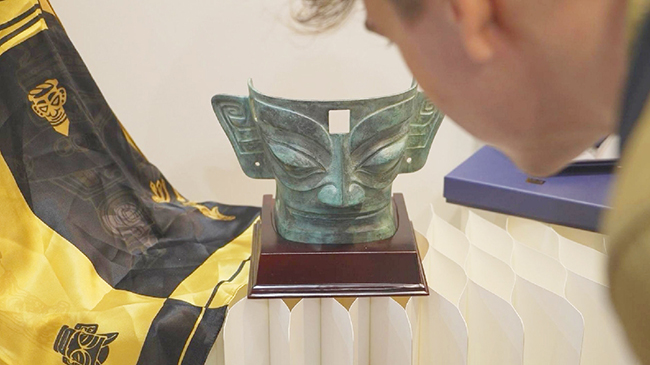 Liangzhu Forum hosts special market to promote cultural transmission.jpg Liangzhu Forum hosts special market to promote cultural transmission.jpg