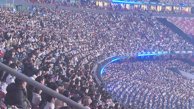 1,头条 中国网络文化产品吸引海外粉丝涌入北京.jpg 1,头条 中国网络文化产品吸引海外粉丝涌入北京.jpg