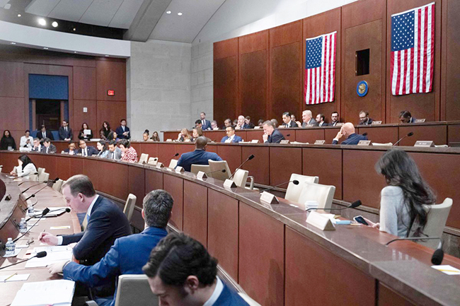 2,外媒:克林顿夫妇拒为爱泼斯坦案作证或遭起诉.jpg 2,外媒:克林顿夫妇拒为爱泼斯坦案作证或遭起诉.jpg