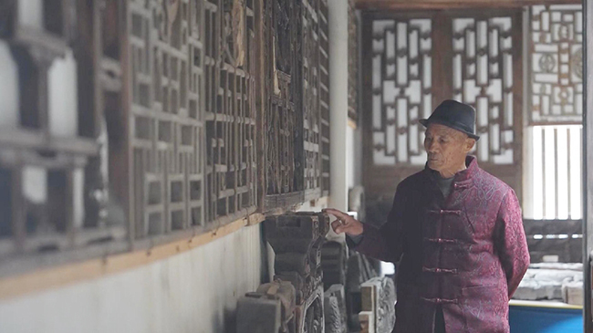 82-year-old carpenter's dream of building folk architecture museum comes true.jpg