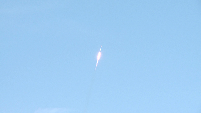 1，头条 SpaceX 第二季度营收近乎翻倍.jpg